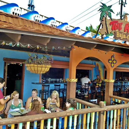 Private Patio, Walk To All, 2Min- Siesta Keys Best Beach, 1Min- Dining & Entertainment Of Village!